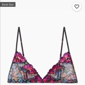 FINAL WEEK:neon Butterfly Savage X Fenty bra! 🦋💖